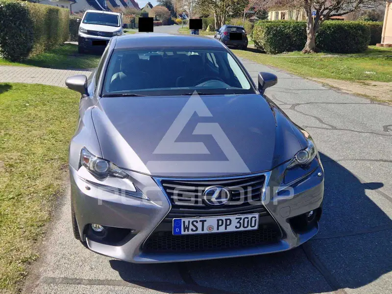 2016 Lexus IS300