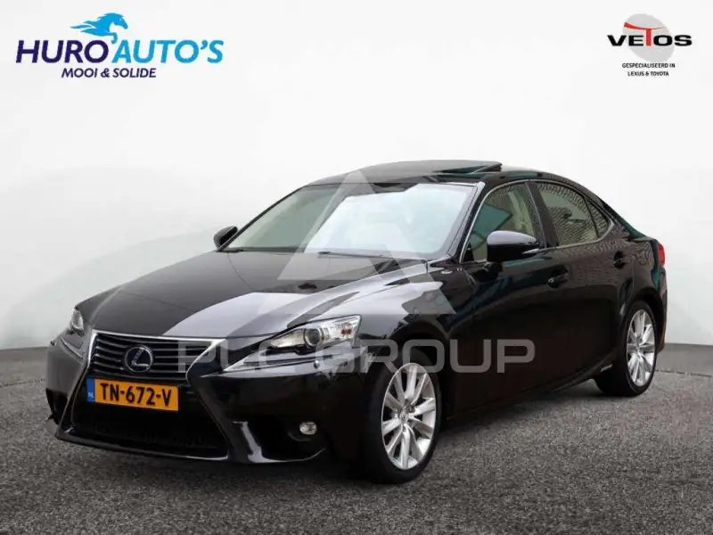 2016 Lexus IS300