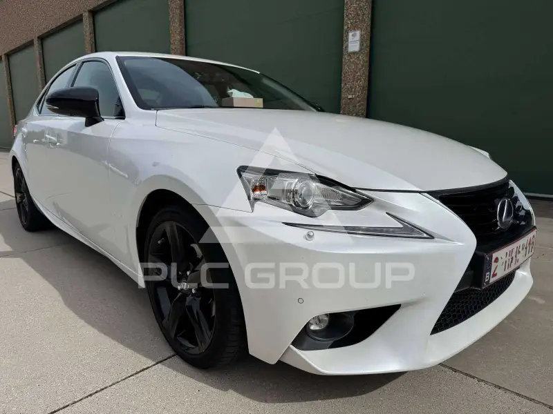 2016 Lexus IS300