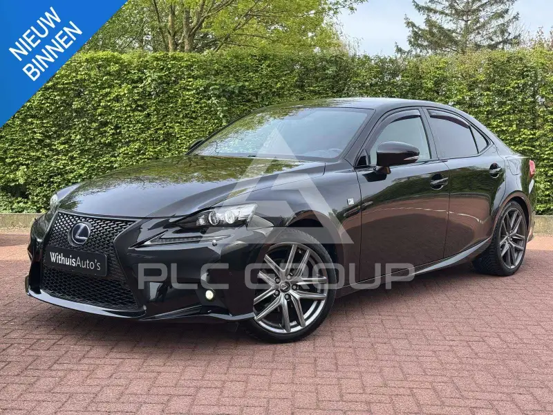 2016 Lexus IS300