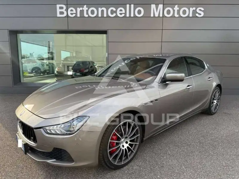 2016 Maserati GHIBLI