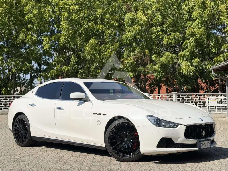 2016 Maserati GHIBLI