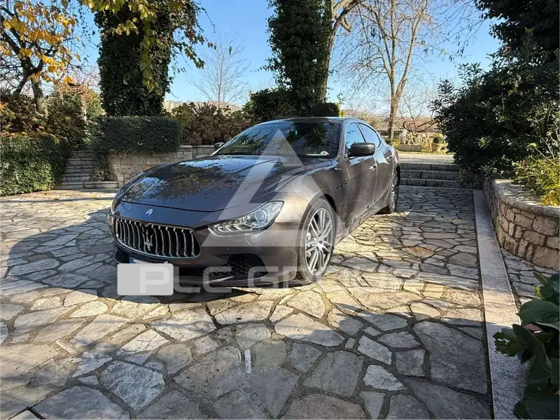 2016 Maserati GHIBLI