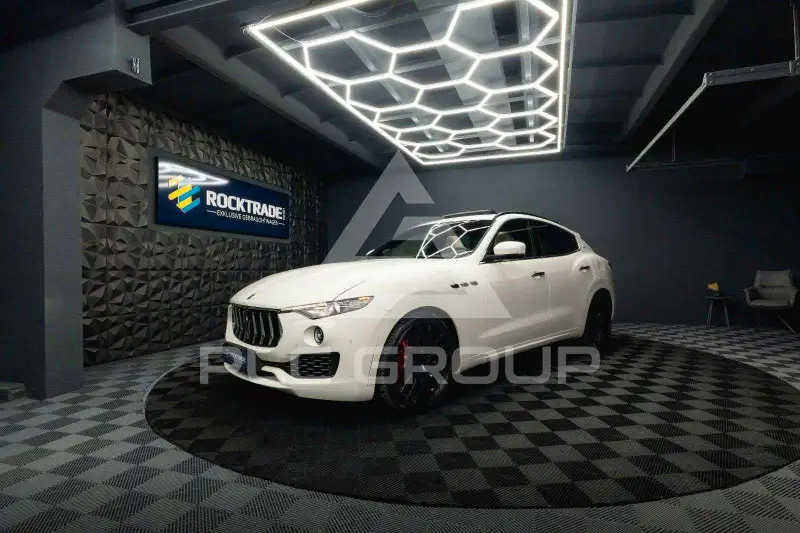 2016 Maserati LEVANTE
