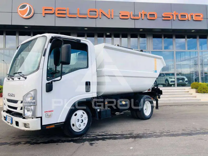 2016 Isuzu NPR
