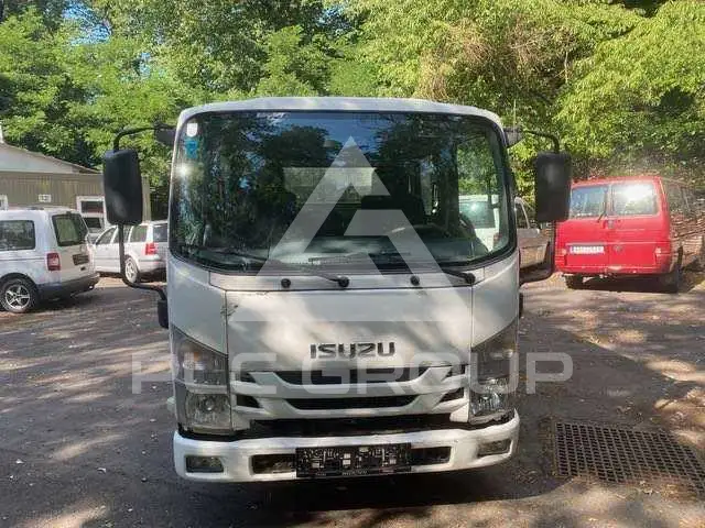 2016 Isuzu 