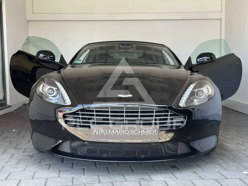 2016 Aston Martin DB9
