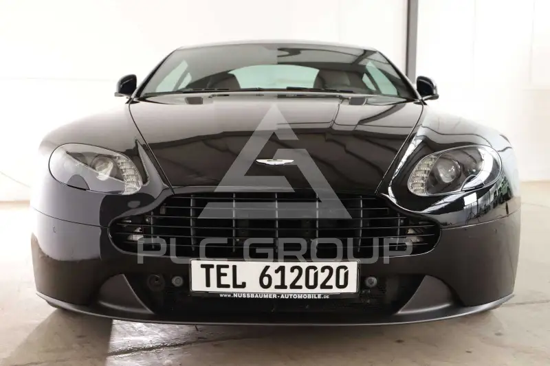 2016 Aston Martin V8