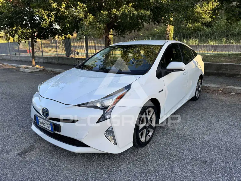 2016 Toyota PRIUS