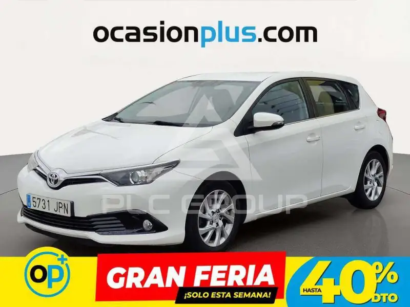 2016 Toyota AURIS