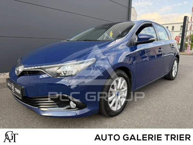2016 Toyota AURIS