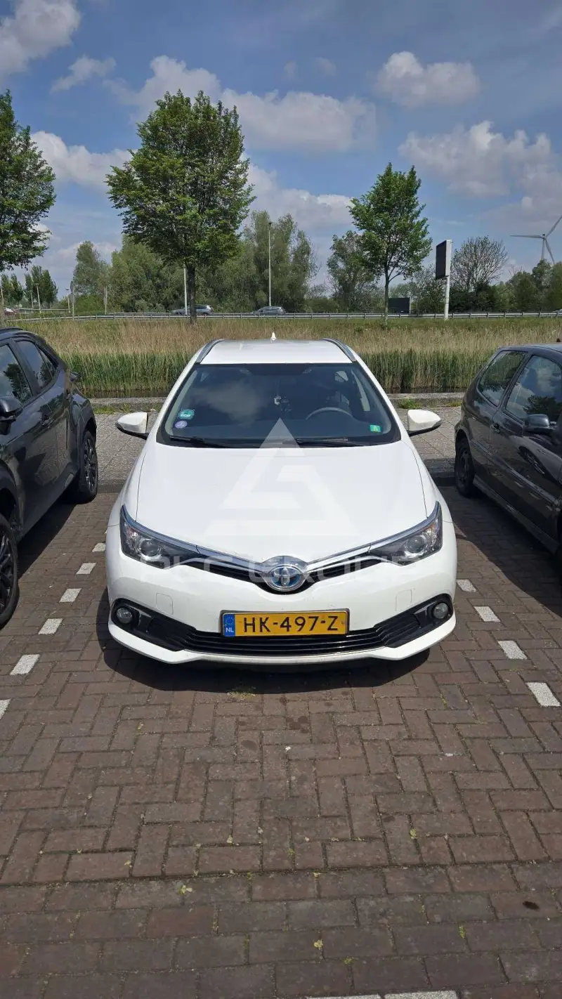 2016 Toyota AURIS