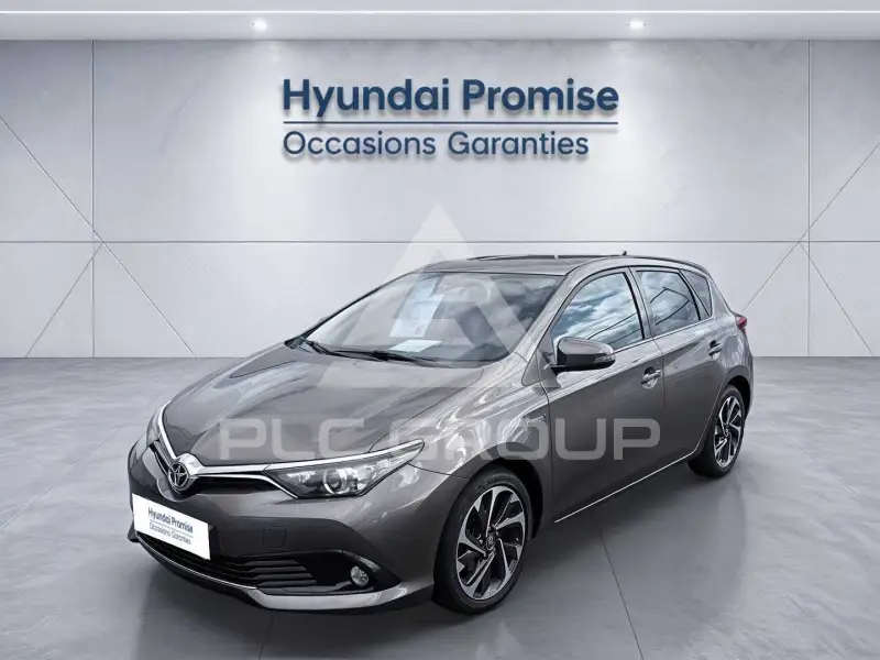 2016 Toyota AURIS