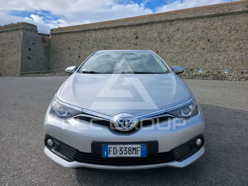 2016 Toyota AURIS