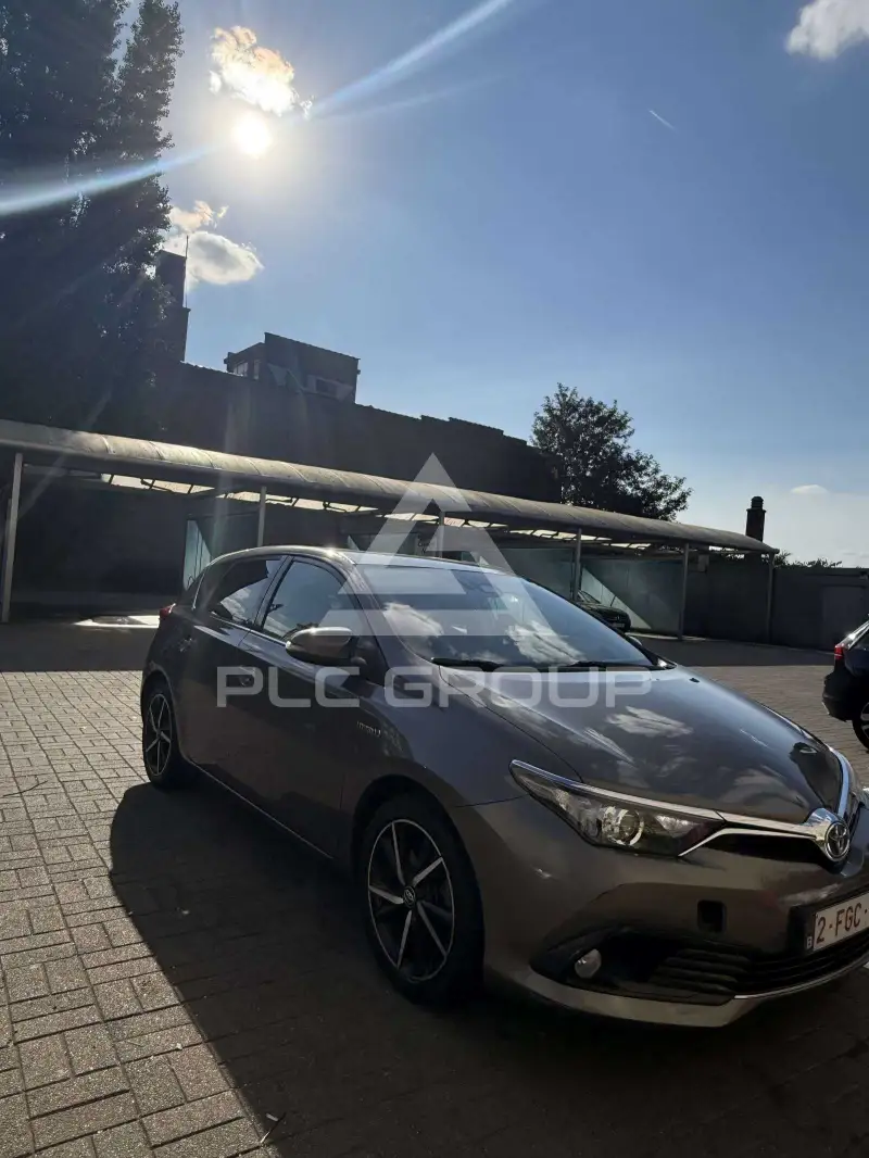 2016 Toyota AURIS