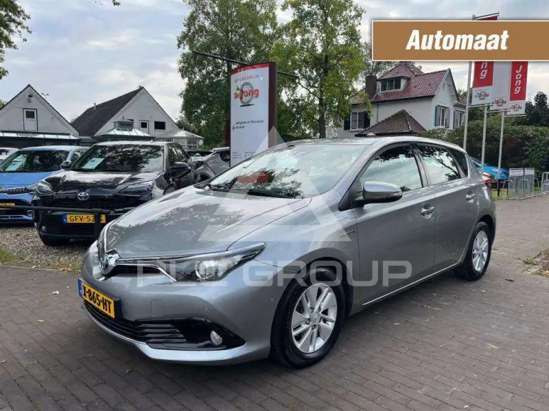 2016 Toyota AURIS