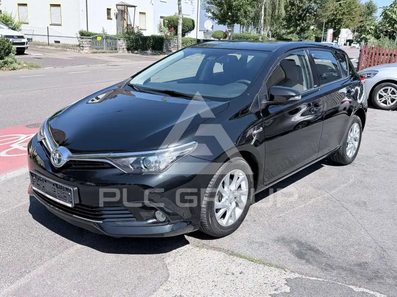 2016 Toyota AURIS