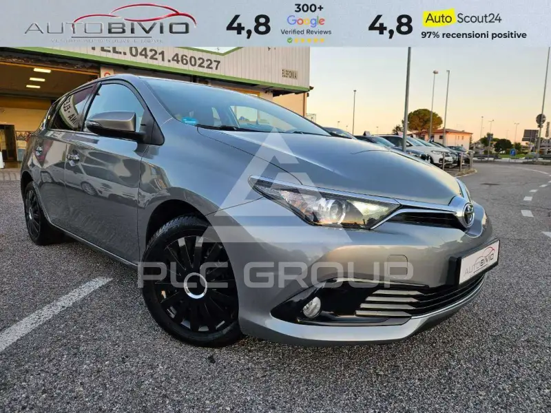 2016 Toyota AURIS
