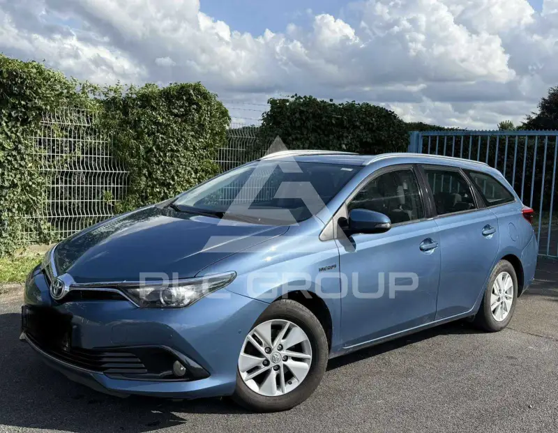 2016 Toyota AURIS