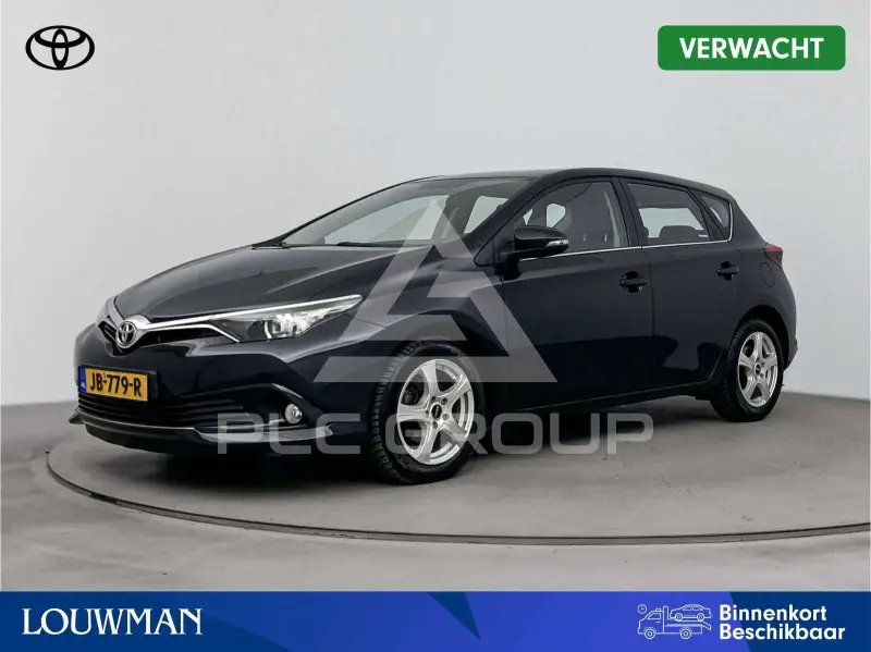 2016 Toyota AURIS