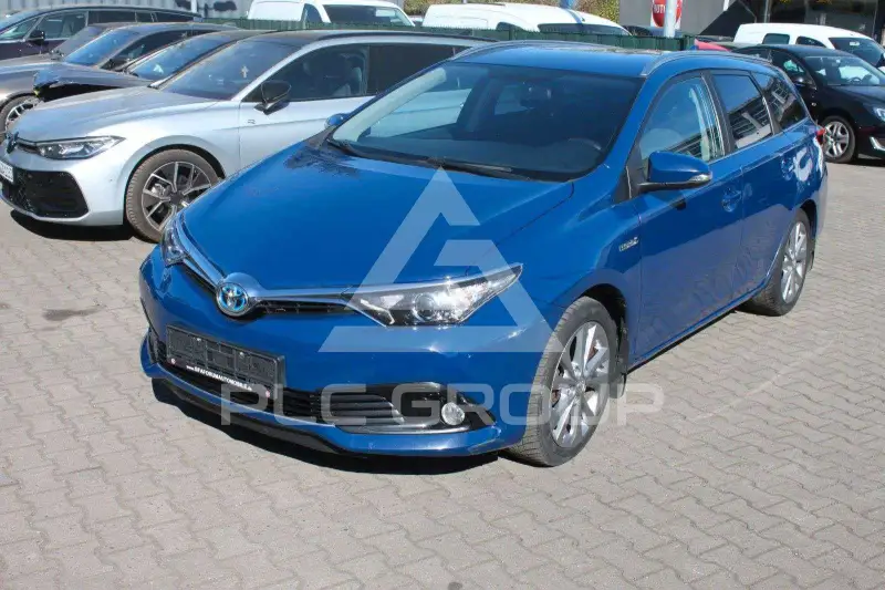 2016 Toyota AURIS