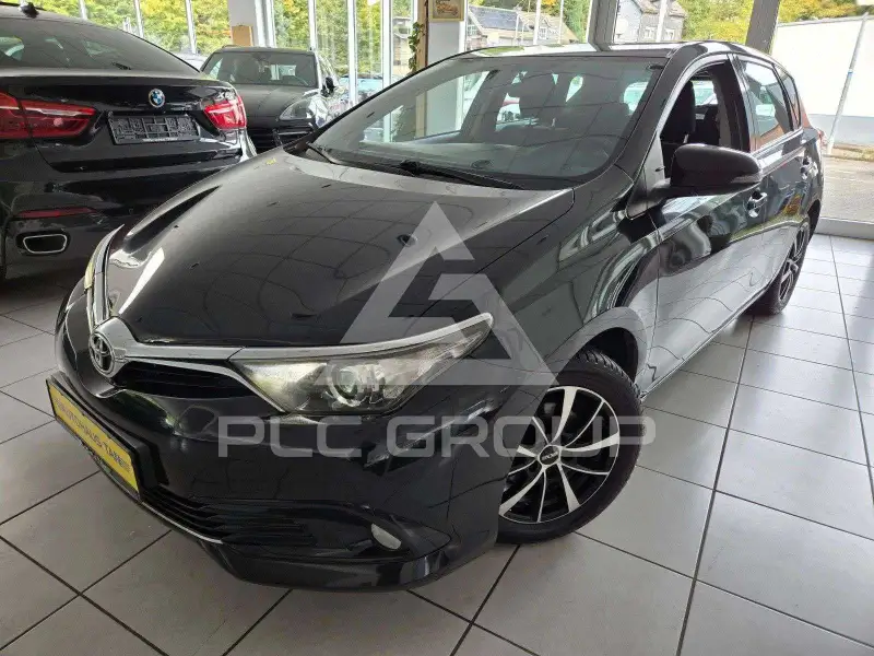 2016 Toyota AURIS