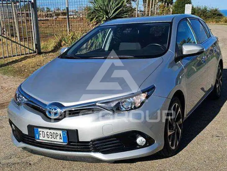 2016 Toyota AURIS