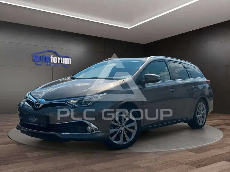 2016 Toyota AURIS