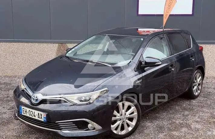2016 Toyota AURIS