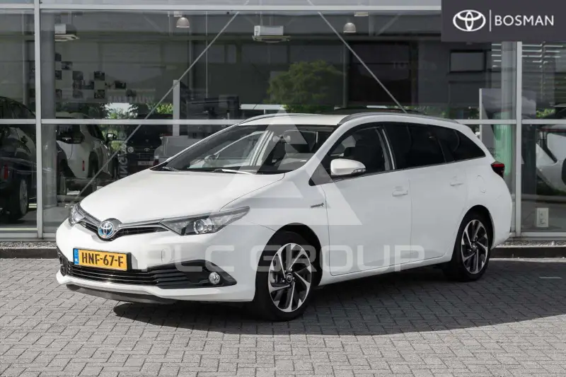 2016 Toyota AURIS