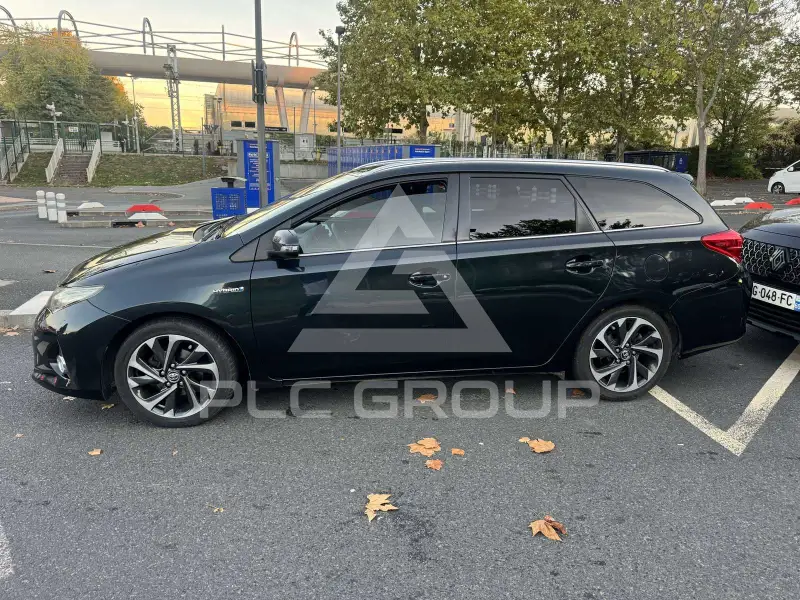 2016 Toyota AURIS
