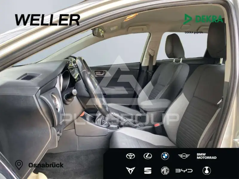 2016 Toyota AURIS