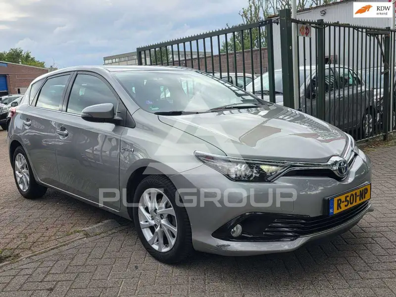 2016 Toyota AURIS