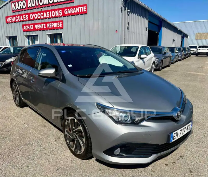 2016 Toyota AURIS
