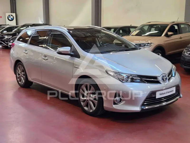 2016 Toyota AURIS