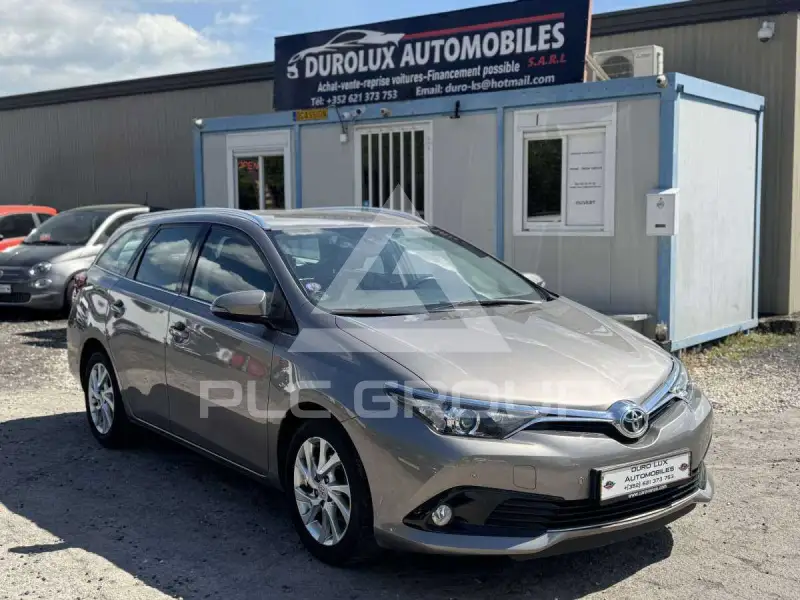 2016 Toyota AURIS