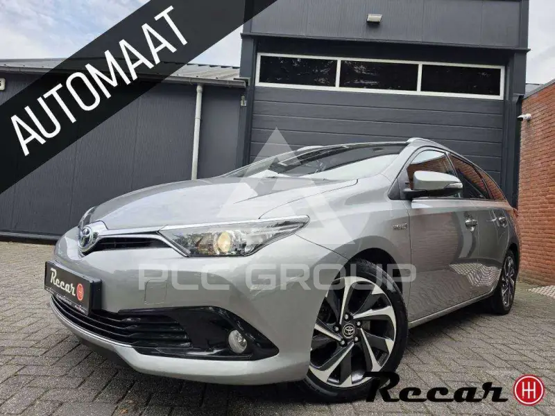 2016 Toyota AURIS