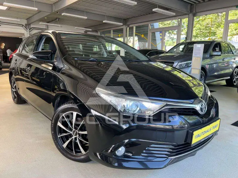 2016 Toyota AURIS