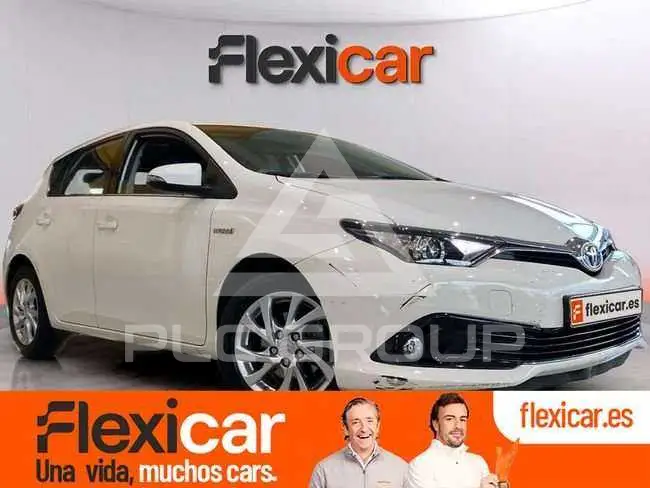 2016 Toyota AURIS