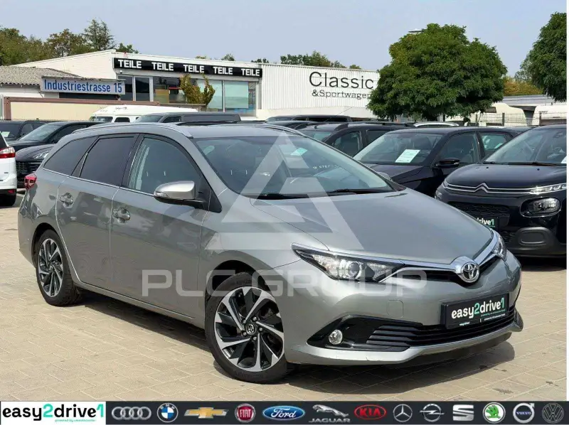 2016 Toyota AURIS