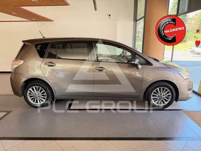 2016 Toyota VERSO