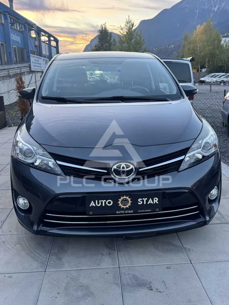 2016 Toyota VERSO