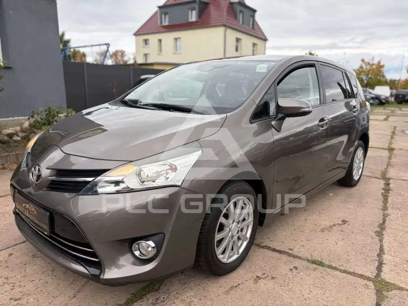 2016 Toyota VERSO