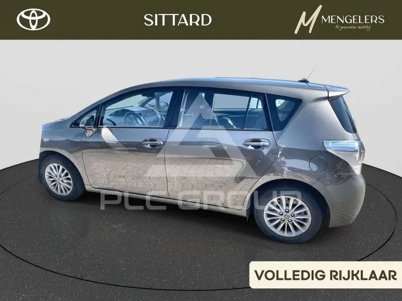 2016 Toyota VERSO