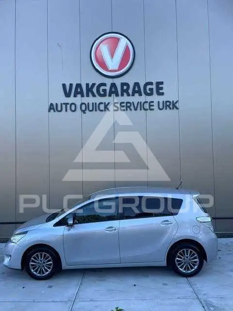 2016 Toyota VERSO