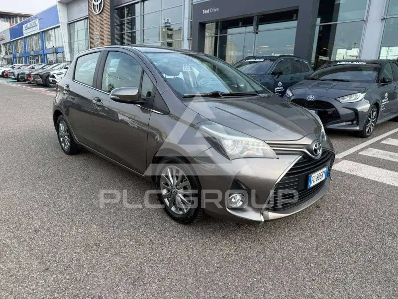 2016 Toyota YARIS