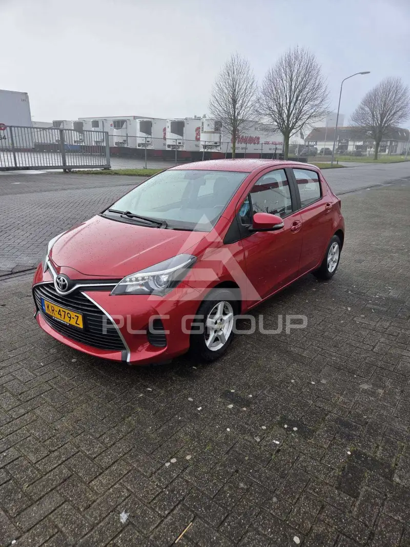 2016 Toyota YARIS