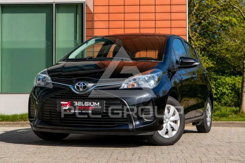 2016 Toyota YARIS