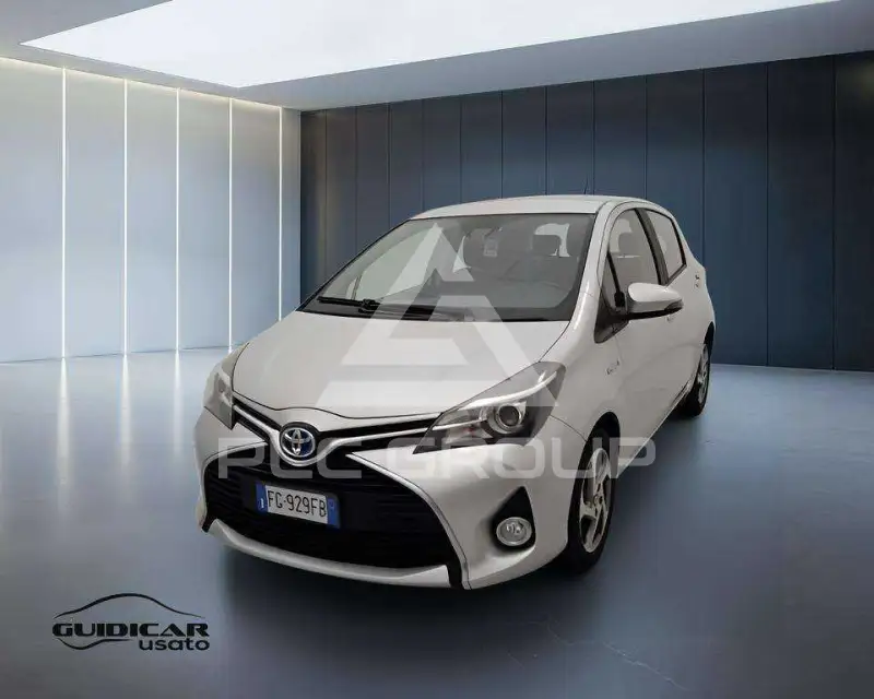 2016 Toyota YARIS