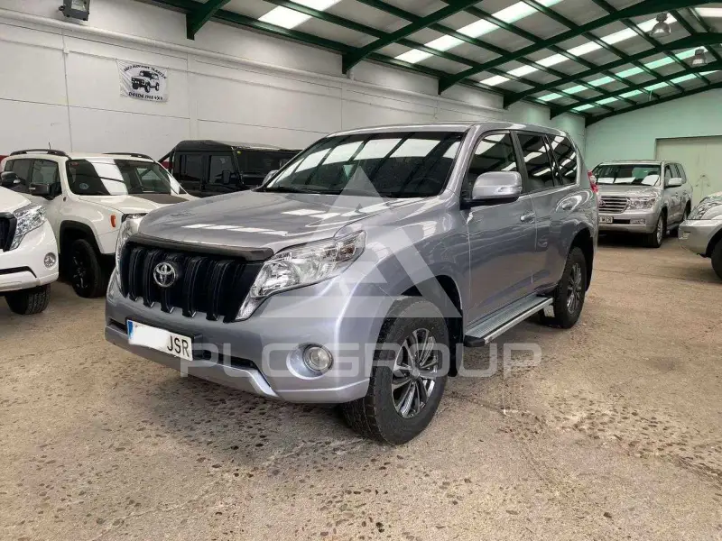 2016 Toyota LAND CRUISER